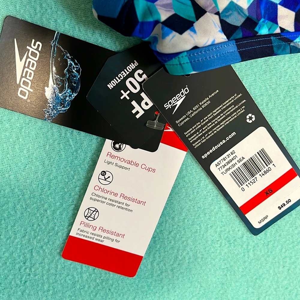 NWT Womens Speedo Swim Top